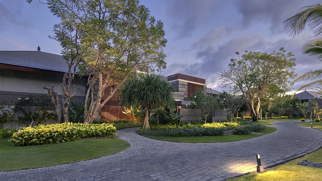 Marriott’s Bali Nusa Dua Terrace Exterior at Night